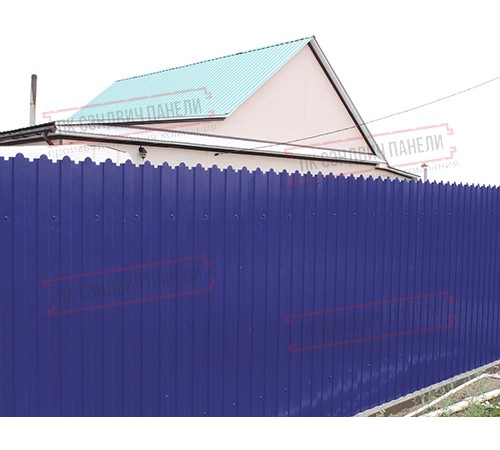 Профнастил фигурный C8 - 0,45 ПЭ с пленкой RAL 5002 ультрамариново-синий.