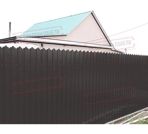 Профнастил фигурный C8 - 0,45 ПЭ в пленке RR 32 темно-коричневый.