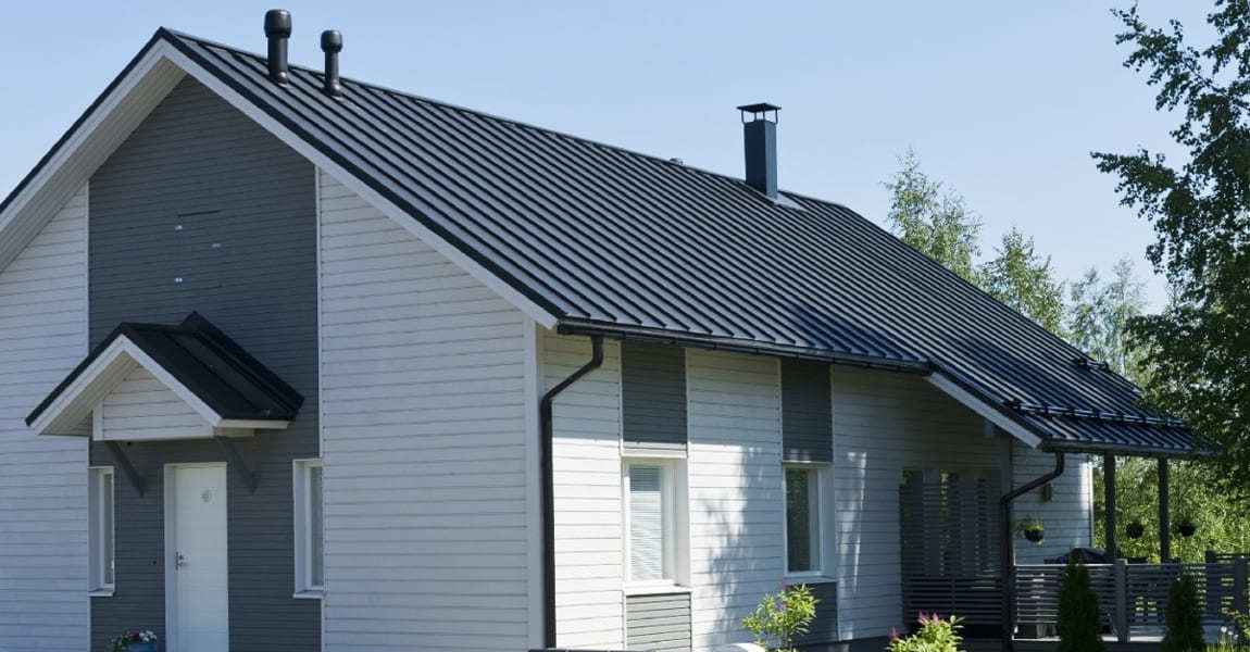 Металлочерепица на крыше