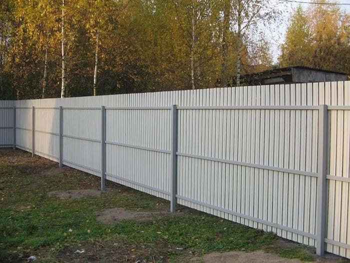 Столбы для забора и ограждений в Мурино и ЛО